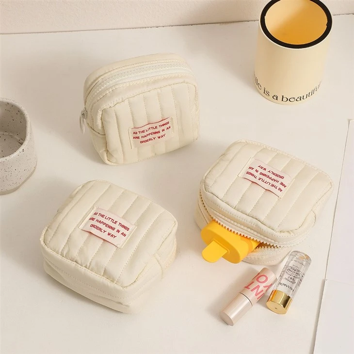 100 cotton makeup bag
