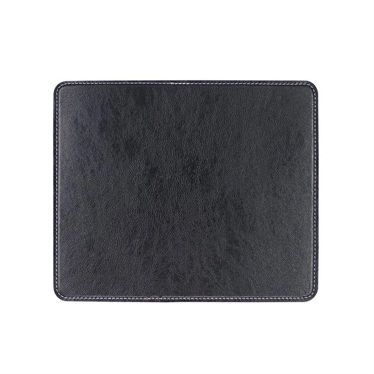 black mouse pad